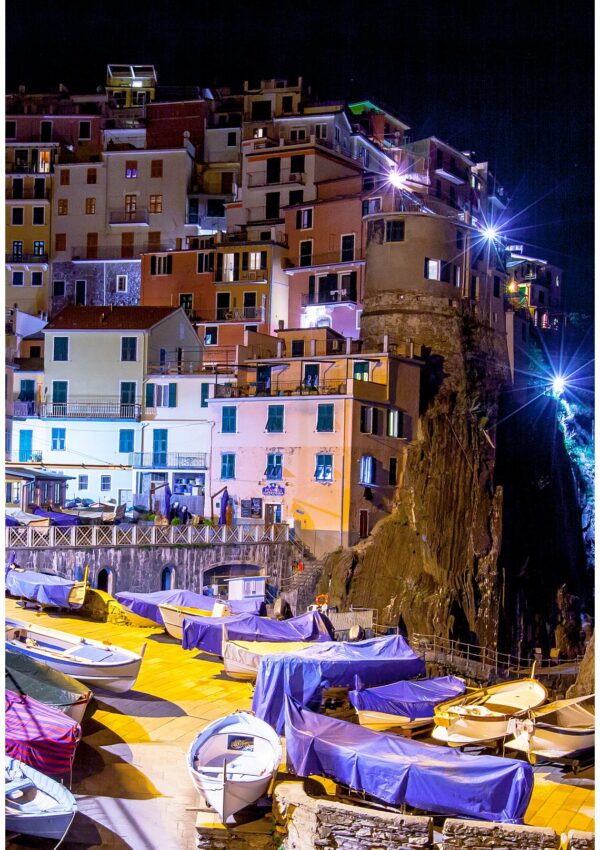 Journey of Doing - Click here for a 3 day Cinque Terre itinerary that will allow you to experience the beauty and the magic of the are without the crowds!