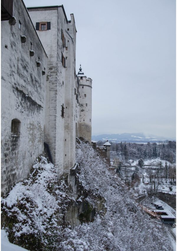 Click here for ideas for planning your trip to Salzburg in winter, including where we stayed, where we ate, what we did and how we warmed up, and more!