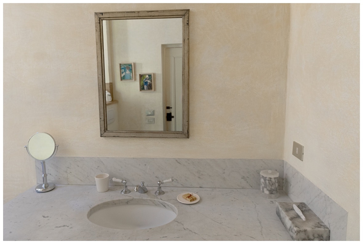 Journey of Doing - Borgo Pignano Charme bathroom