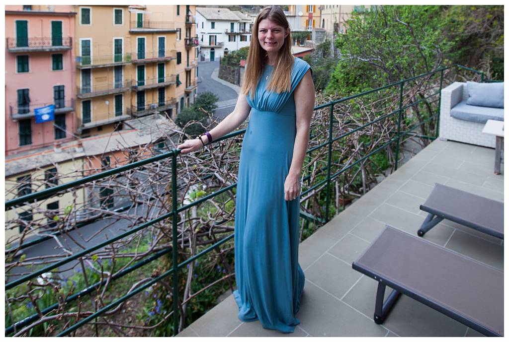 Journey of Doing - Not sure what to take to Italy? Check out this Italy packing list for women - a collection of ideas of how to make the most of your suitcase abroad!