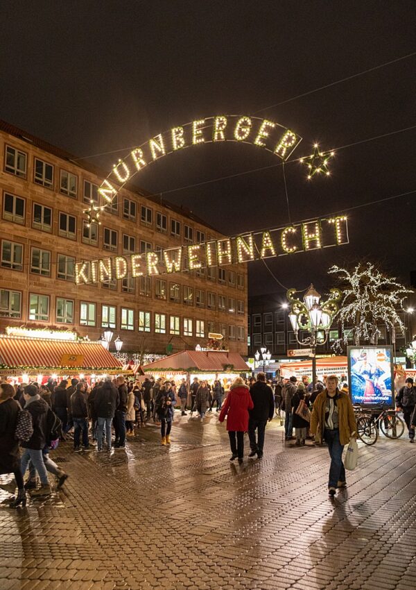 Click here for a quick overview of the Nuremberg Christmas market, including where to stay in Nuremberg and ways to make your trip memorable!