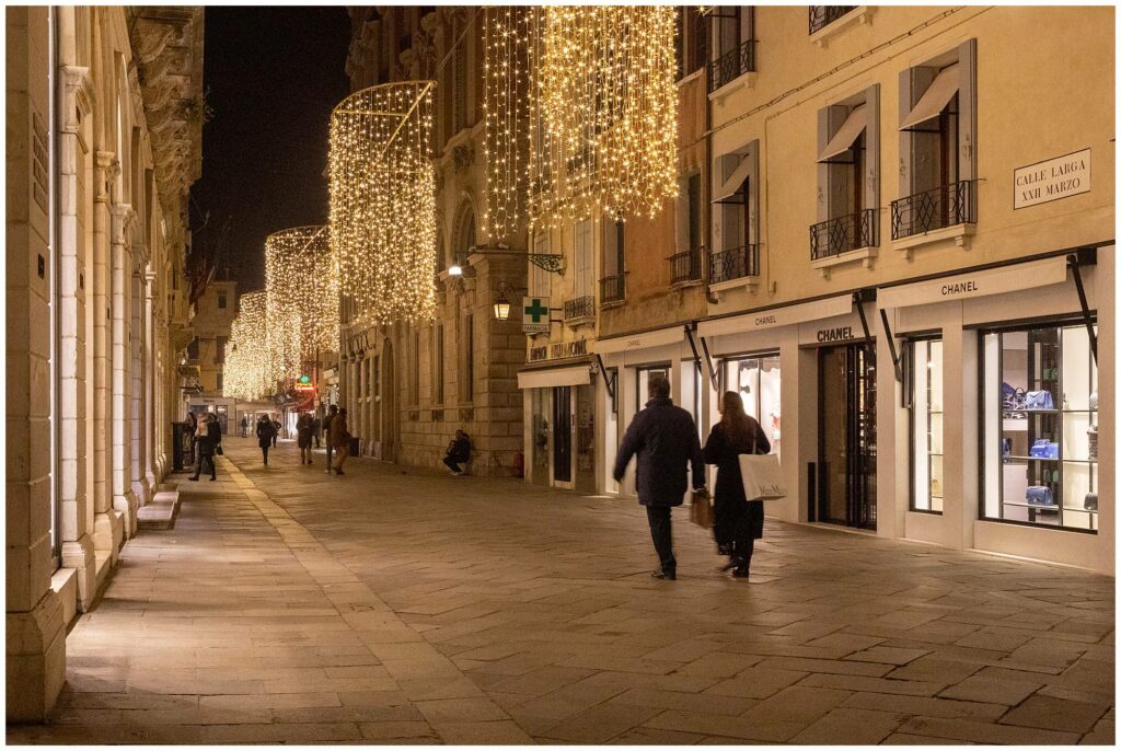 Journey of Doing - Christmas lights in Venice