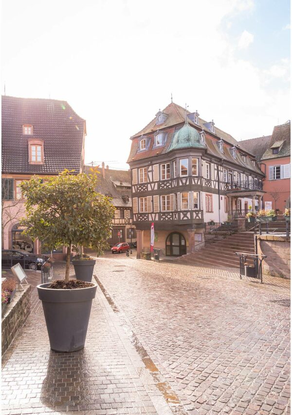 Until Departure - Whether in search of art, wine, food or more, these fairytale villages have something for everyone. Click here for 6 towns in Alsace to visit.