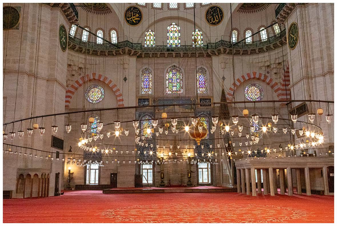 Journey of Doing - Whether you are planning to visit for a couple of days or a week, this Istanbul itinerary post (including hotels) will help you piece together the perfect trip.