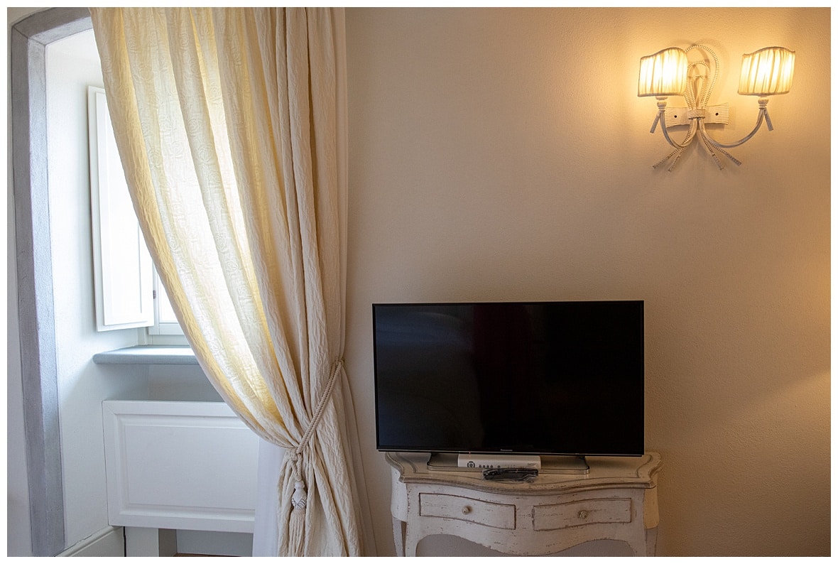 Hotel room amenities at the Monastero di Cortona hotel and spa