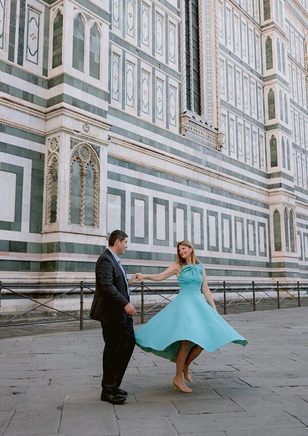 Journey of Doing - Click here for a glimpse into our 10th anniversary photos in Florence and Tuscany, taken by the incredible Facibeni Fotografia in September 2023!