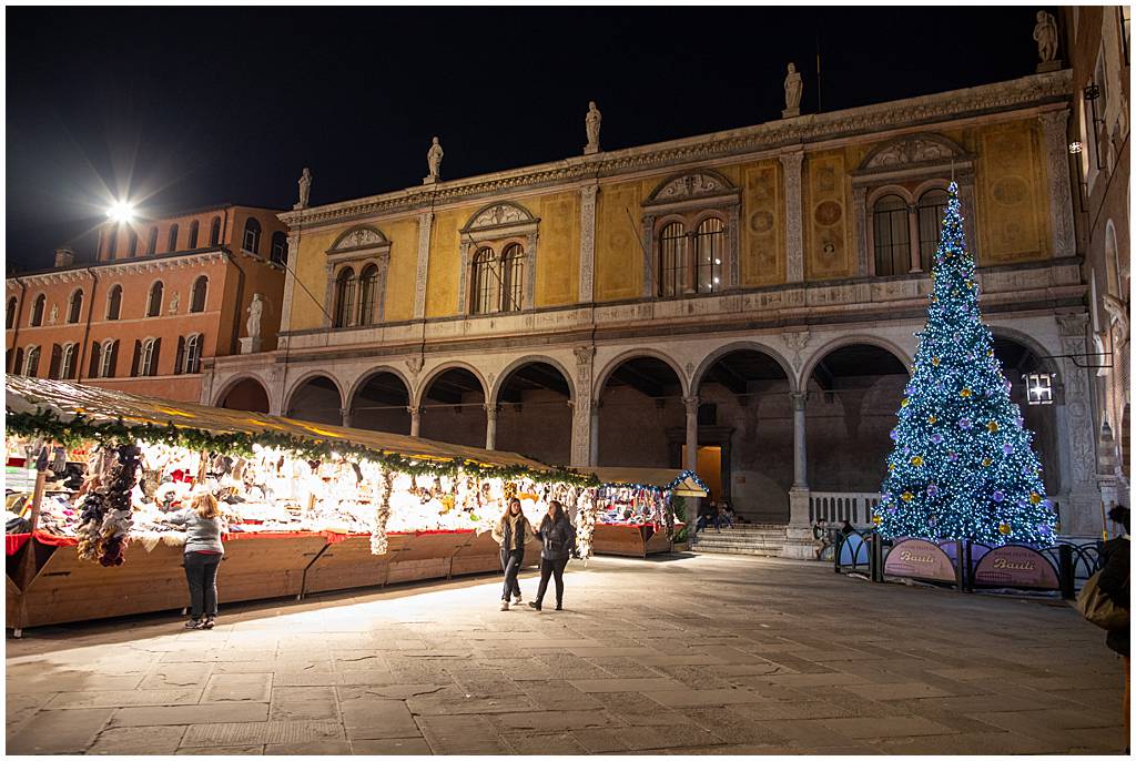 Journey of Doing - Verona Christmas markets