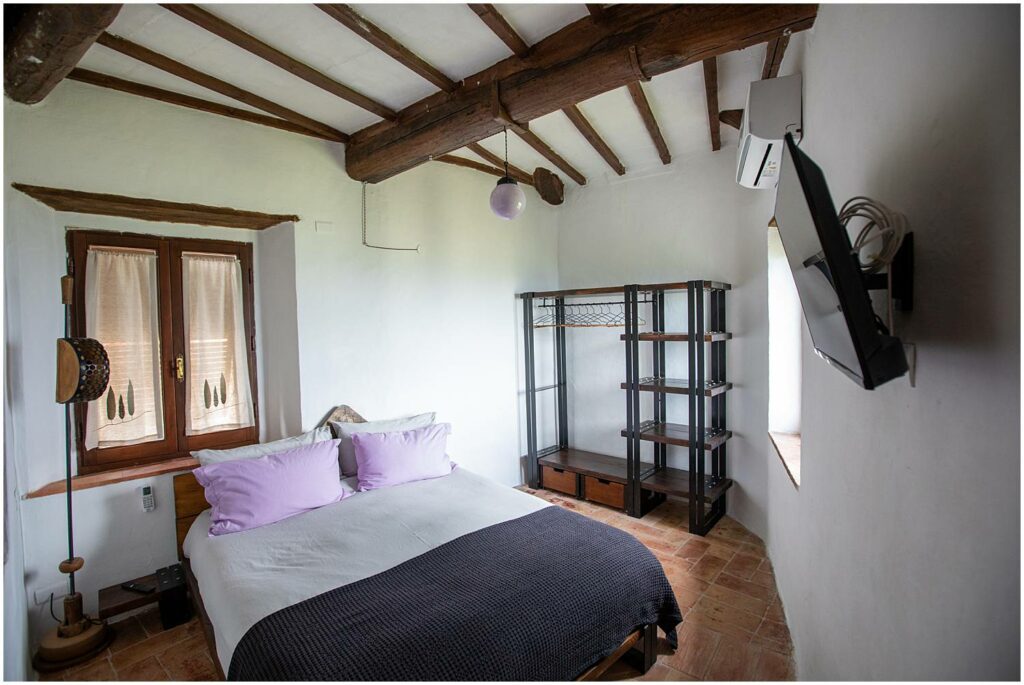 Journey Doing - comfortable apartment rental in Montalcino